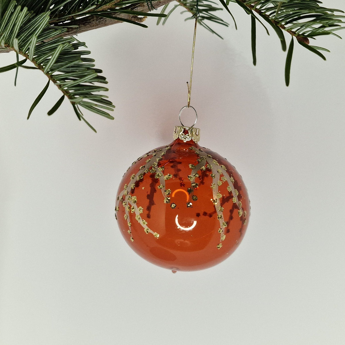 6cm, dekorerad transparent koppar-röd med guldmönstring - Julstämning.se