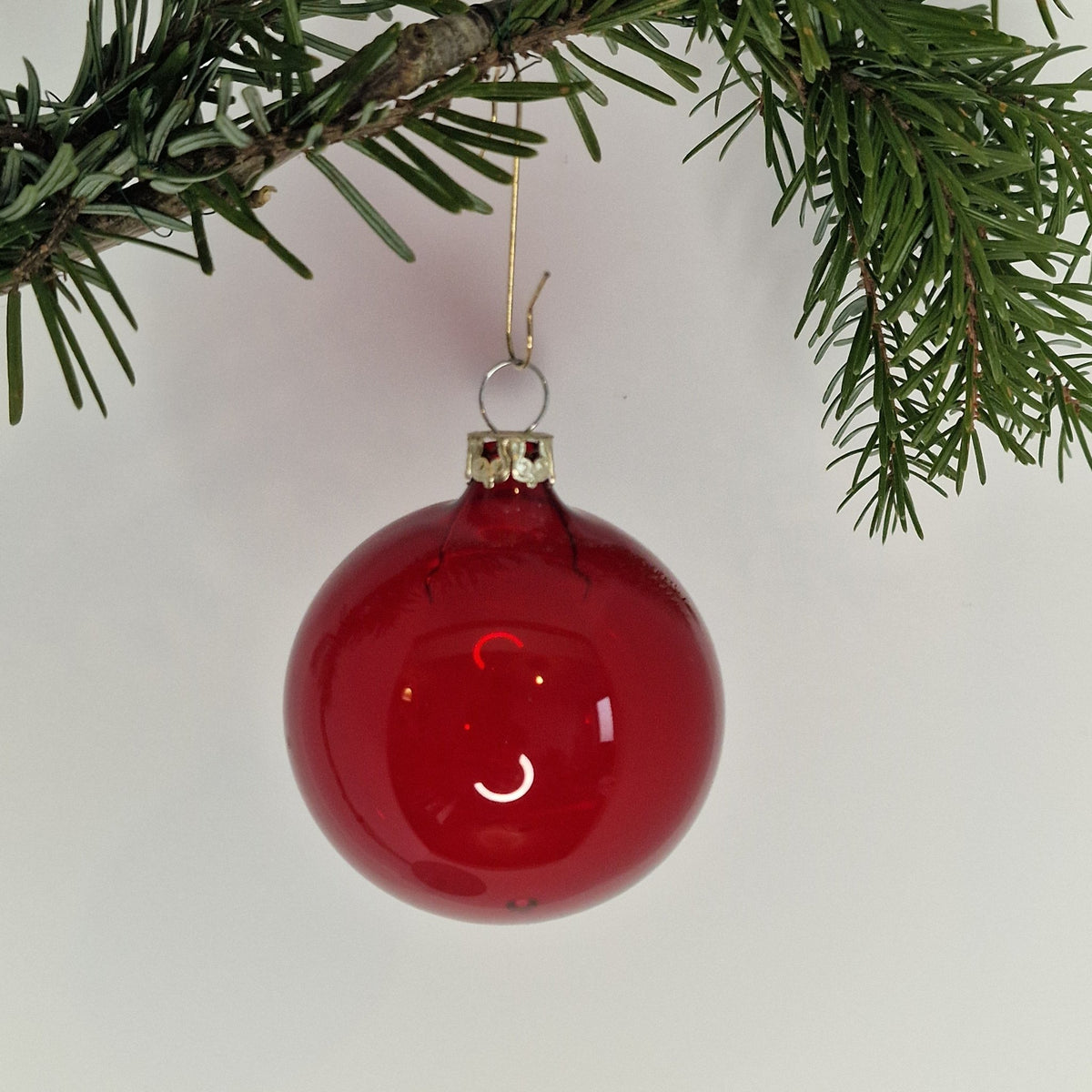 6cm enfärgad transparent mörkröd - Julstämning.se