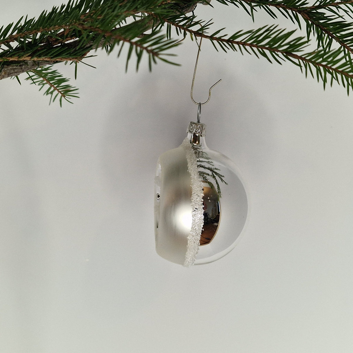6cm refektorkula i silver med silverfärgad reflektor