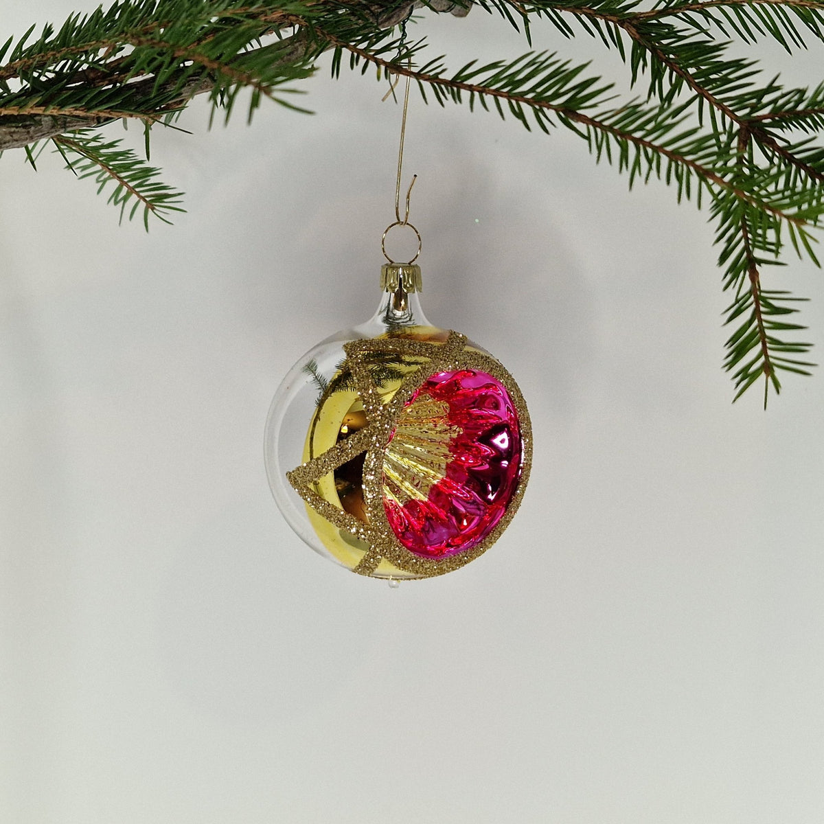 6cm reflektorkula i silver och guld med glitter samt guldig-röd/rosa reflektor